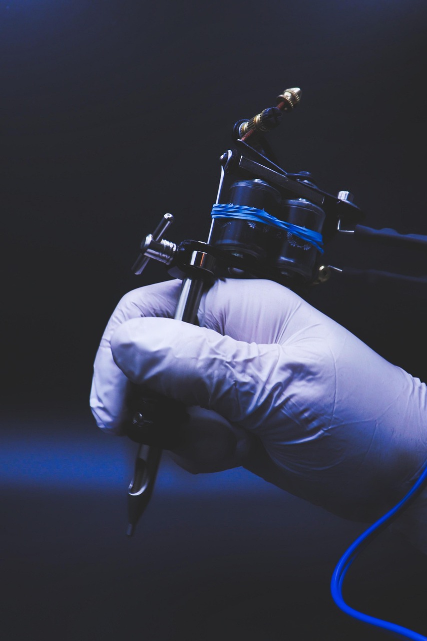 tattoo machine macro black